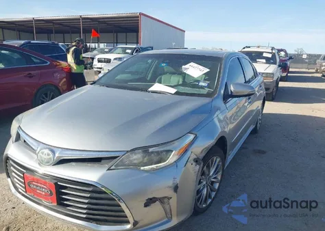 2016 Toyota Avalon Hybrid Limited z USA, uszkodzony, nr VIN 4T1BD1EB7GU054181
